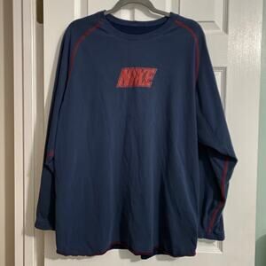 Nike Men’s vintage reversible size XL sweatshirt Navy blue and red